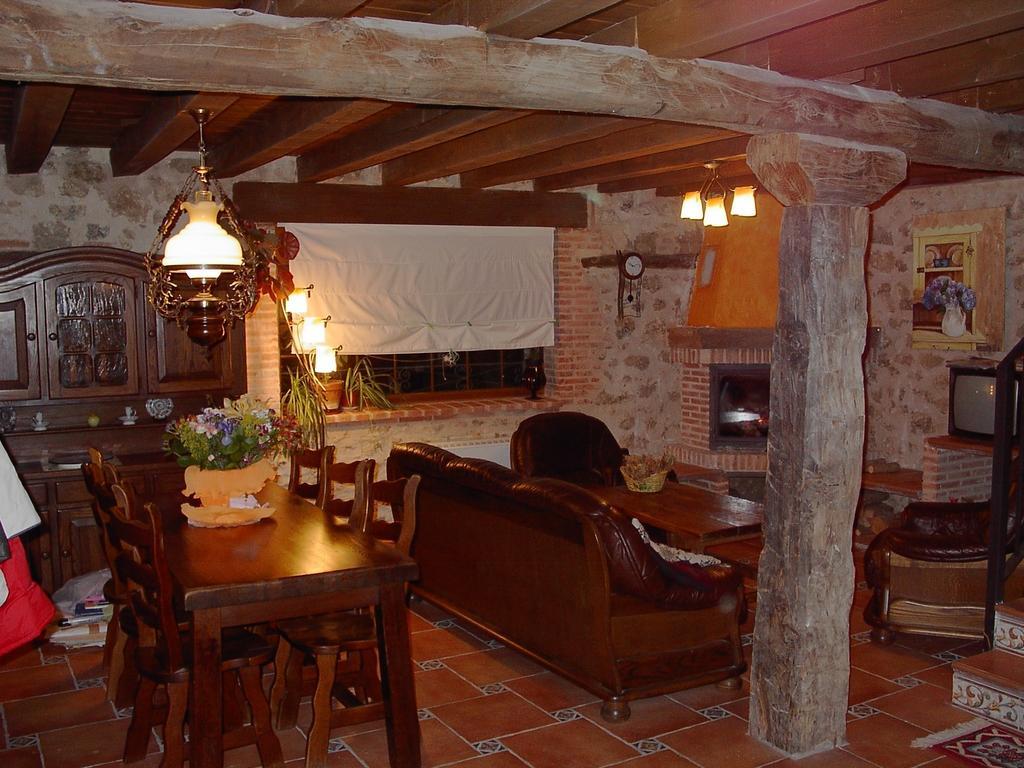 Casa Rural Pincherres Mata de Quintanar 객실 사진
